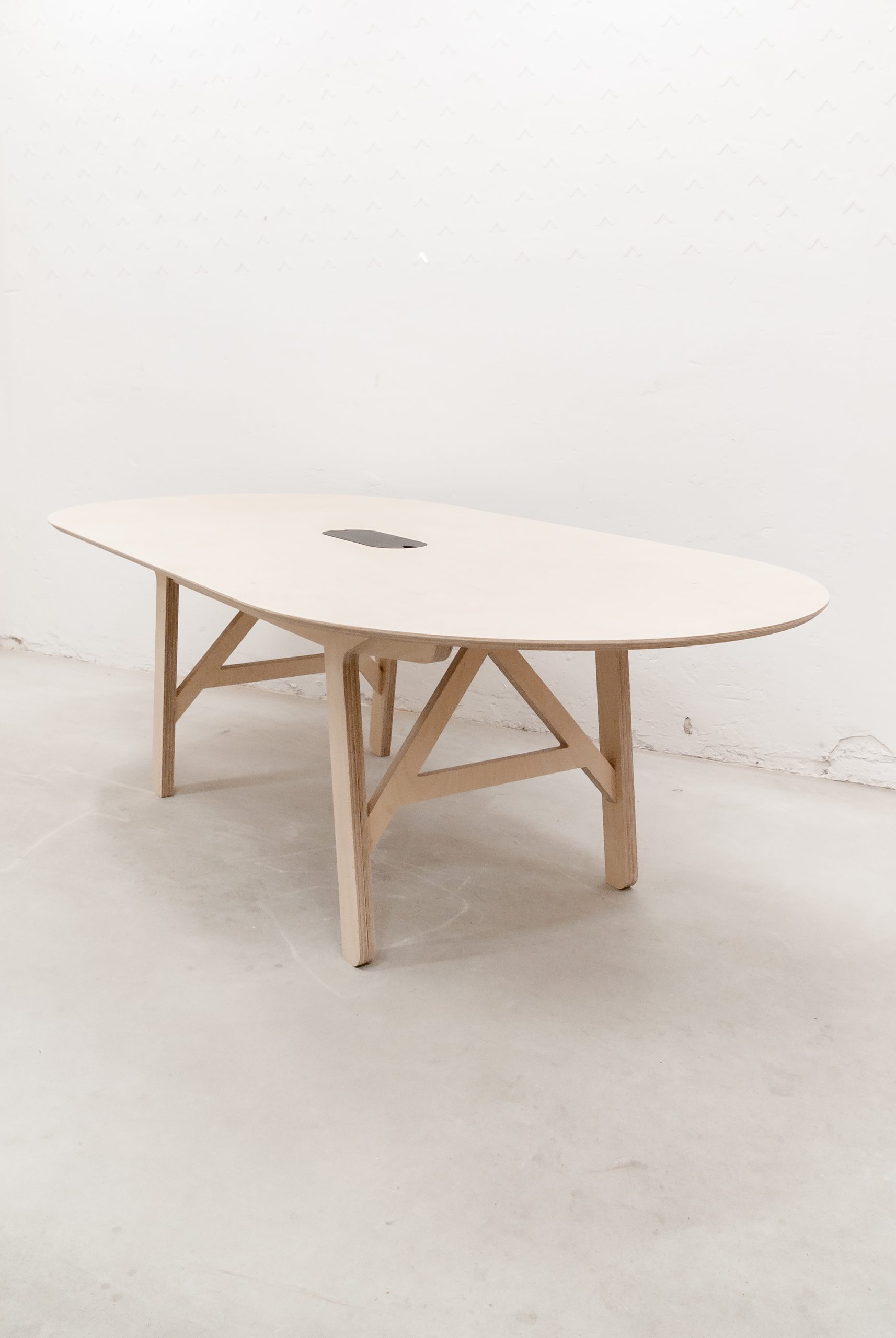 Mesa reuniones 02